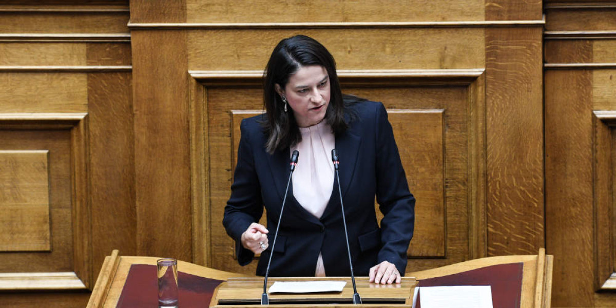 Κεραμέως: Ευθύνη και χρέος της πολιτείας η διασφάλιση της ισότητας