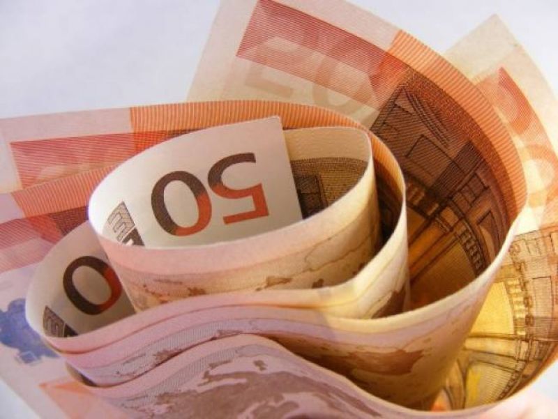 Τουχτερά πρόστιμα για εκπρόθεσμη υποβολή ΦΠΑ