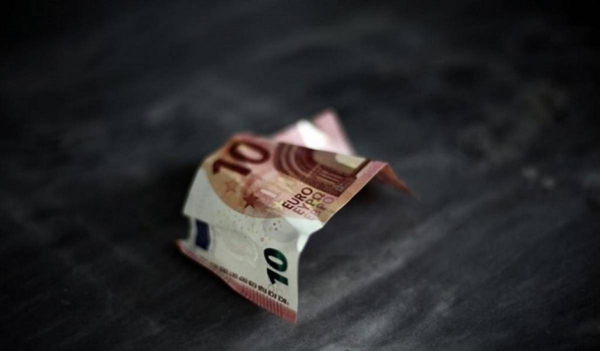 «Πλάτη» στον προϋπολογισμό των Ταμείων βάζει η αύξηση στον κατώτατο-Ποιος πληρώνει το «μάρμαρο»;