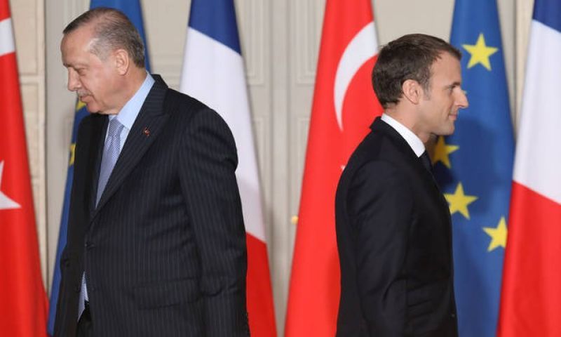 Μακρόν προς Ερντογάν: Η εκεχειρία ισχύει και για το Αφρίν