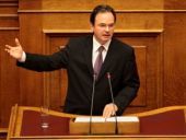 Την παραπομπή Παπακωνσταντίνου αποφάσισε η Βουλή