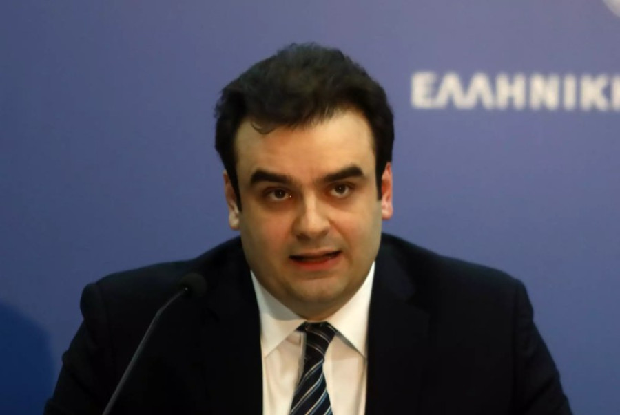 Πιερρακάκης: Επιστρέφεται ένα ενοίκιο σε 900.000 οικογένειες - Το πλεόνασμα γίνεται κοινωνικό μέρισμα