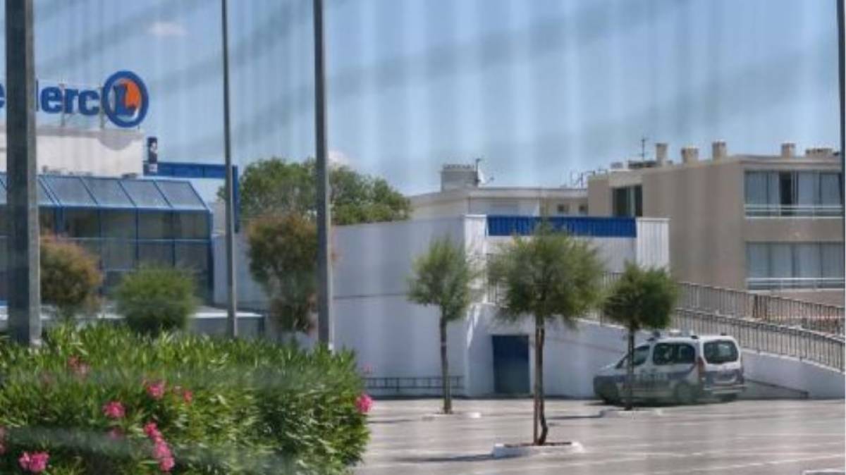 Επίθεση γυναίκας με μαχαίρι σε σούπερ μάρκετ στη νότια Γαλλία