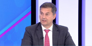 Θεοχάρης: «Αγκάθι» η φοροδιαφυγή-Δεν φταίει ο ΦΠΑ για την ακρίβεια