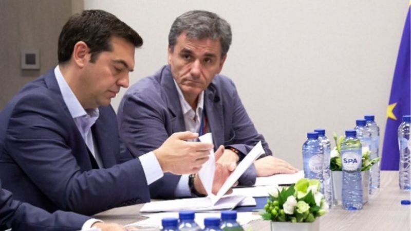 Αναπτυξιακό σχέδιο: «Θολό» τοπίο με μειώσεις συντάξεων και φόρους