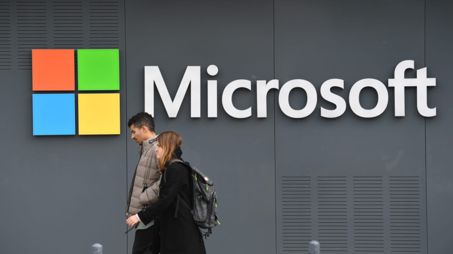 Microsoft: Στόχος για έσοδα 500 δισ. δολάρια μέχρι το 2030