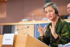 Κομισιόν: Χορήγηση δανείων αφορά η κοινοτική ενίσχυση 2δισ. στην Ελλάδα!