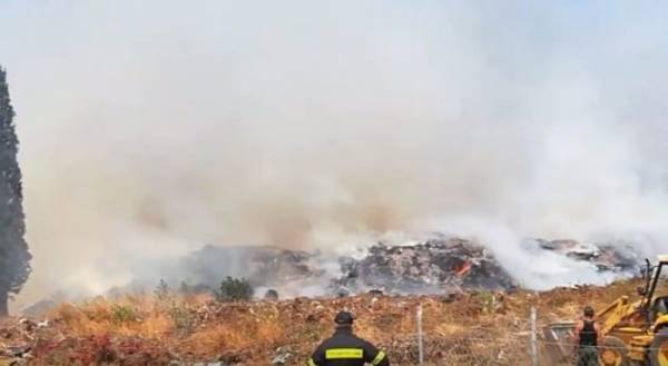 Υπό μερικό έλεγχο η φωτιά στο Λαύριο
