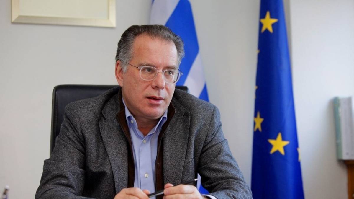 Κουμουτσάκος για προσφυγικό: Χρειάζονται πανευρωπαϊκές λύσεις