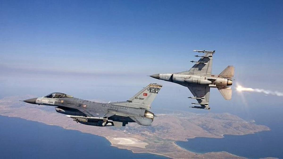 Έκτακτα διαβήματα προς την Άγκυρα για τις υπερπτήσεις