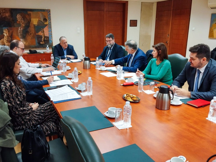 Συνεδρίαση της κυβερνητικής επιτροπής για τα κέντρα logistics