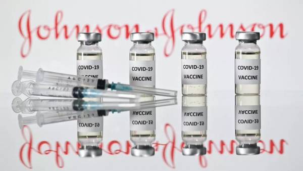 Johnson & Johnson: Κατέθεσε αίτημα στον ΕΜΑ για το εμβόλιο