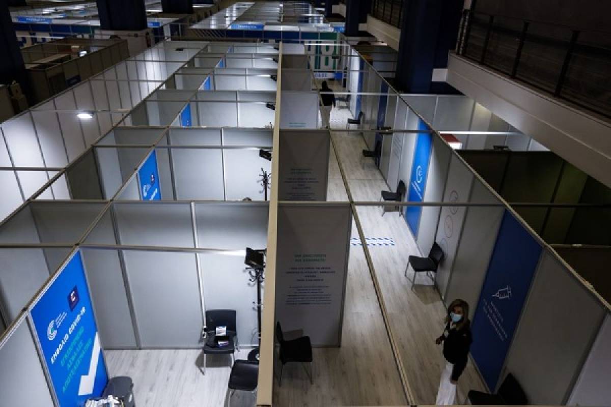 Δύο νέα μεγάλα εμβολιαστικά κέντρα σε Περιστέρι και Ελληνικό