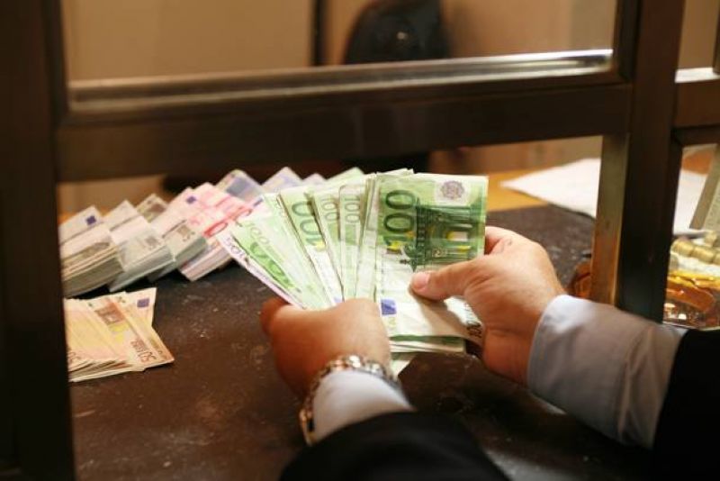 Αυξήθηκαν κατά 1 δισ. οι καταθέσεις τον Ιούνιο