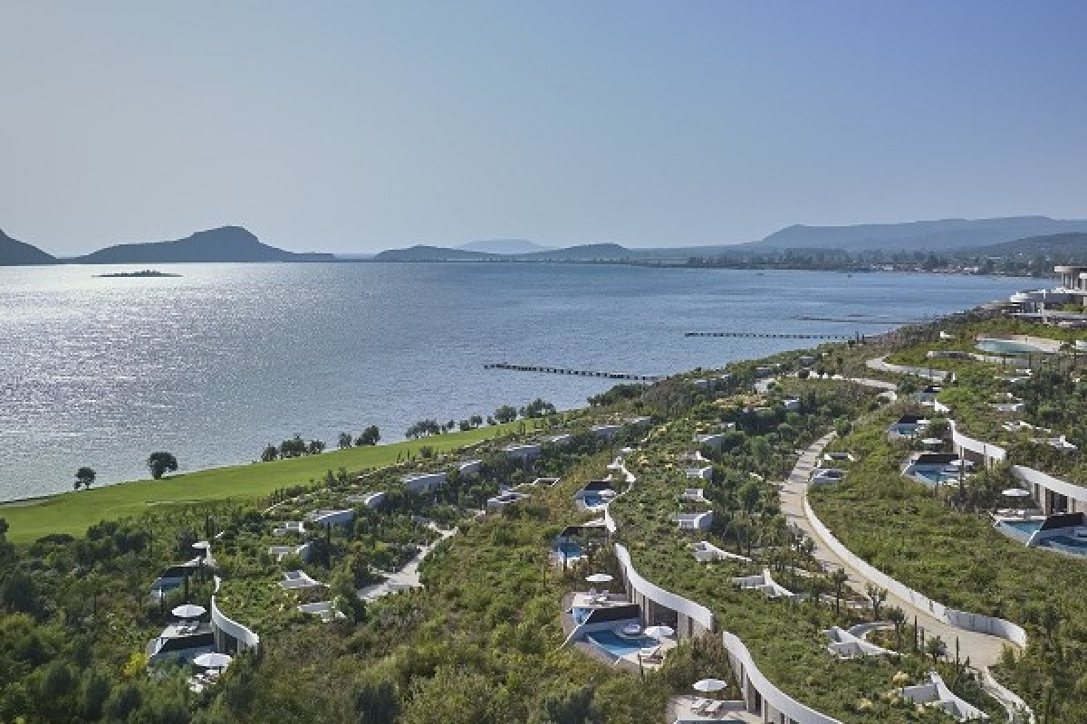 «Αυλαία» το Φεβρουάριο για την Costa Navarino- Τα ορόσημα
