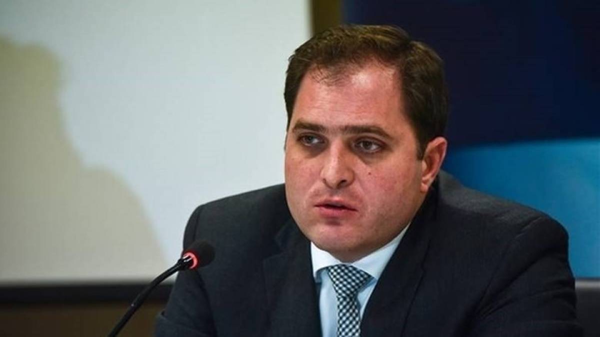 Τα μέτρα της ΑΑΔΕ για αποφυγή συνωστισμού σε τράπεζες- εφορίες