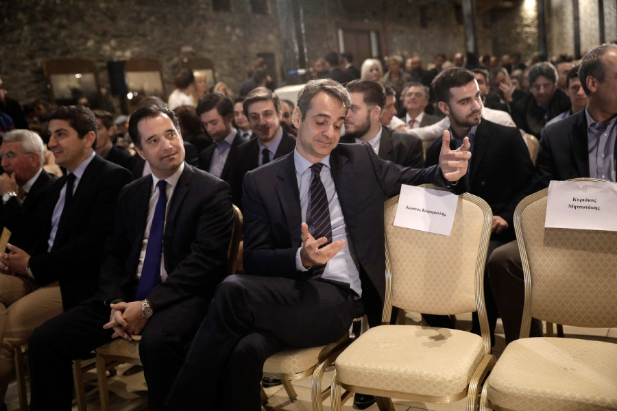 Δεν είναι τόσο απλή η επόμενη ημέρα μετά την δήλωση Καραμανλή
