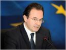 EE: Πάρτε περισσότερα μέτρα τώρα..-Γ. Παπακωνσταντίνου: Προσπαθούμε να αλλάξουμε την πορεία του "Τιτανικού"