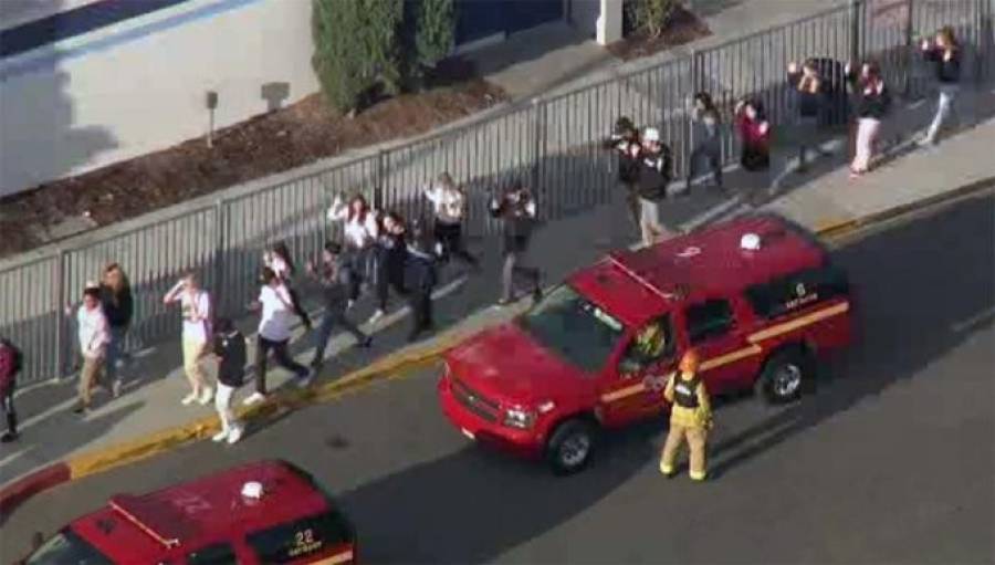 Πυροβολισμοί σε σχολείο στην Καλιφόρνια - Αναφορές για τραυματίες