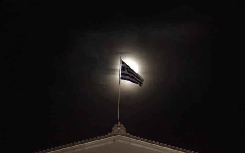 Αυτή είναι η γυναίκα που... τρέμει όλη η Ελλάδα