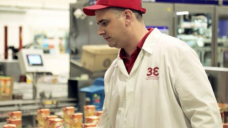 Μαζί σου κάνουμε περισσότερα- Coca-Cola Τρία Έψιλον