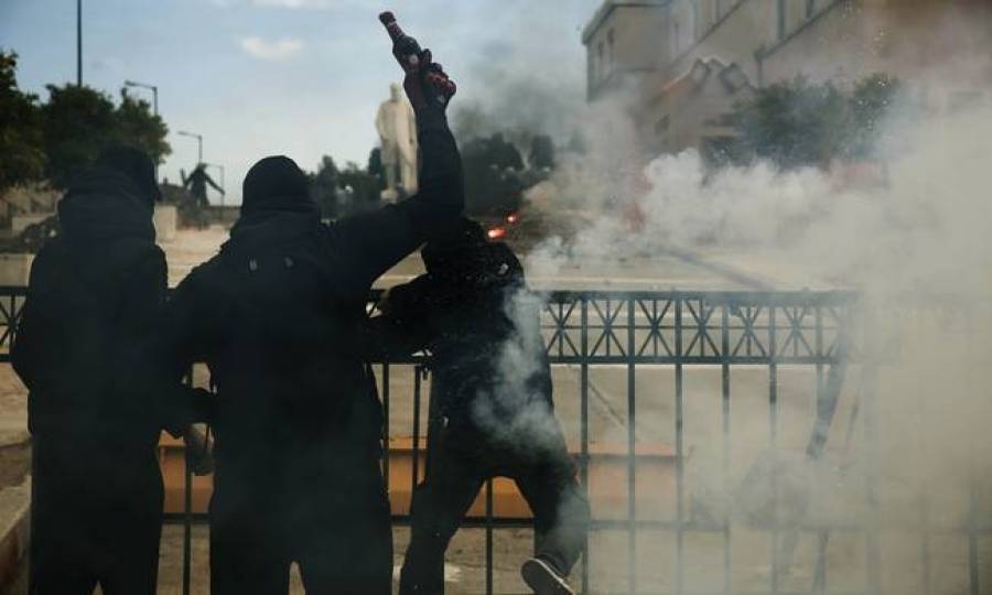 Αγρίνιο: Έξι συλλήψεις για τα επεισόδια στην χθεσινή πορεία