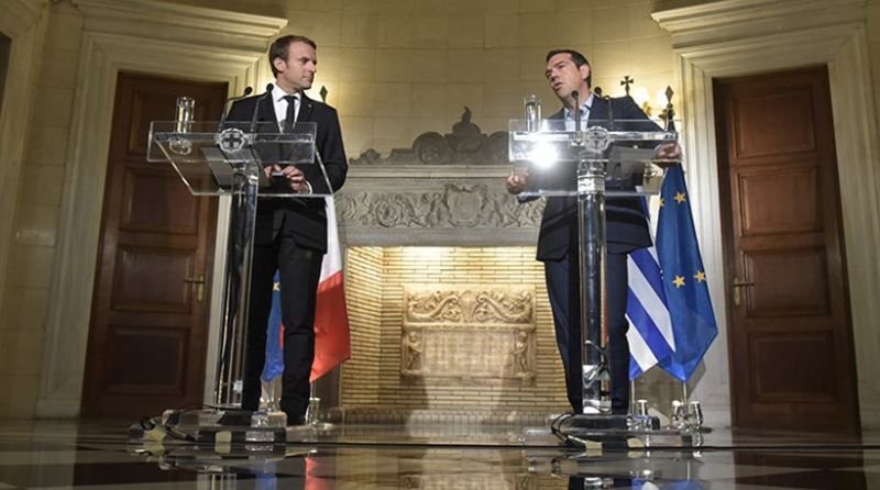 Ξένα ΜΜΕ: Η επίσκεψη Μακρόν και οι επιδιώξεις πίσω από τους 40 επιχειρηματίες