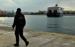 Αυστηροί έλεγχοι στα λιμάνια για την τήρηση των μέτρων