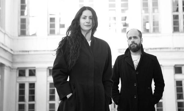 Ιόλη Ανδρεάδη & Άρης Ασπρούλης: Το πολυγραφότατο δίδυμο σε νέες περιπέτειες