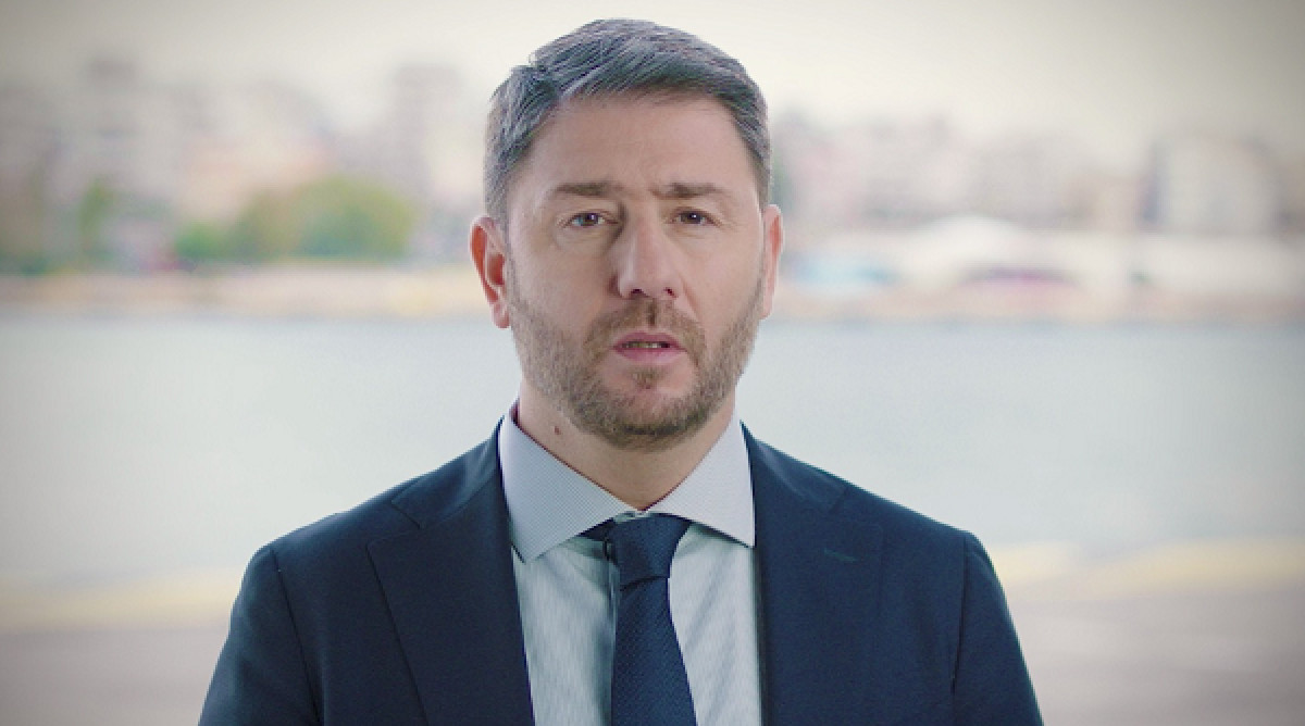 Πασχαλινό μήνυμα Ανδρουλάκη: Έχουμε χρέος να στηρίξουμε τους νέους
