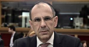 Γεραπετρίτης:Τα μέτρα για το ηλεκτρικό ρεύμα αφορούν όλες τις εταιρείες