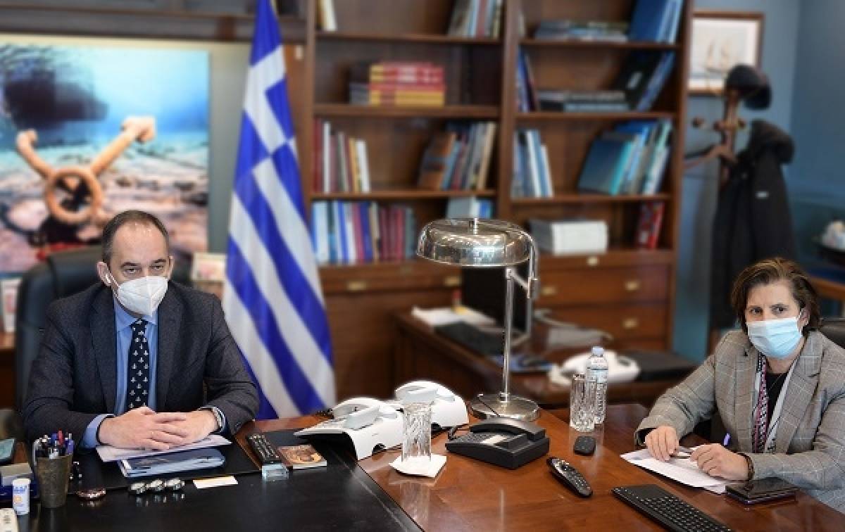 Υπ. Ναυτιλίας: €3 εκατ. για τα άνυδρα νησιά το 2020