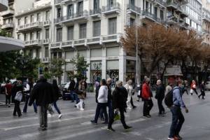 Κορονοϊός: Ποιες παρεμβάσεις προωθεί η κυβέρνηση μετά τα αρνητικά ρεκόρ
