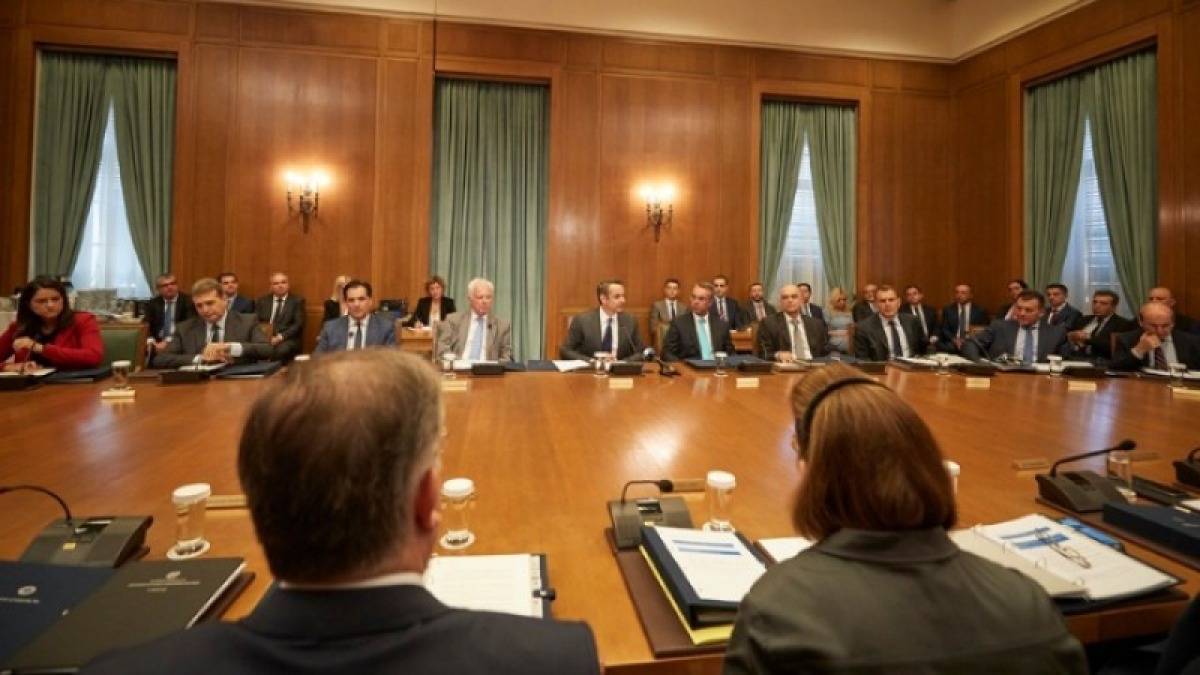 Το «μενού» του Υπουργικού Συμβουλίου της Πέμπτης