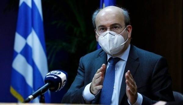 Χατζηδάκης: Επιταχύνονται οι διαδικασίες για εθνική και προσωρινή σύνταξη
