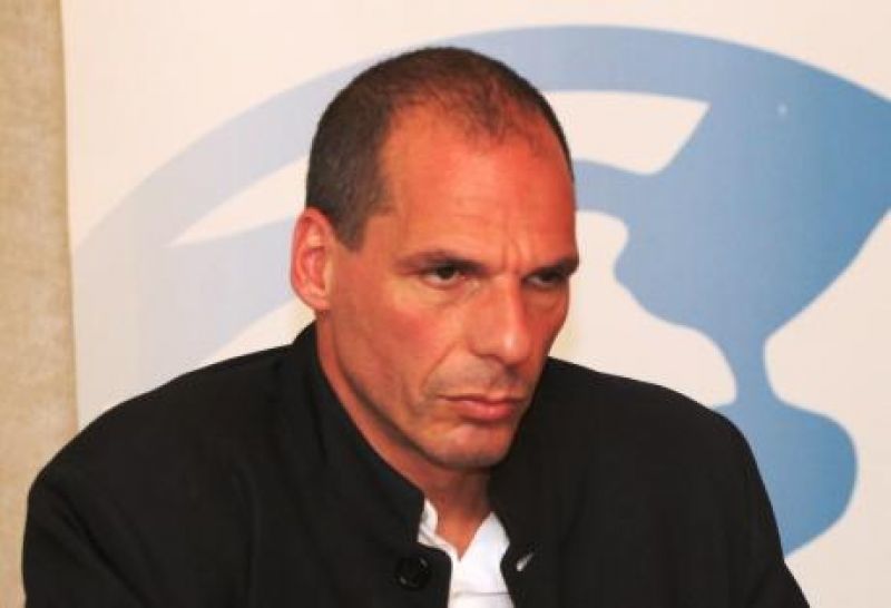 Βαρουφάκης: Δεν θέλουμε καν να διαπραγματευθούμε, θέλουμε να διασκεφθούμε μαζί τους