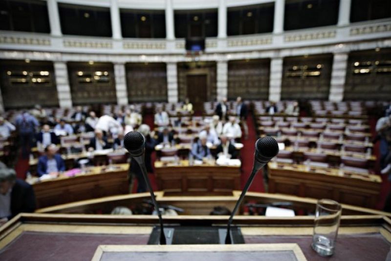 Κόντρες με το «καλημέρα» στη συζήτηση του προϋπολογισμού