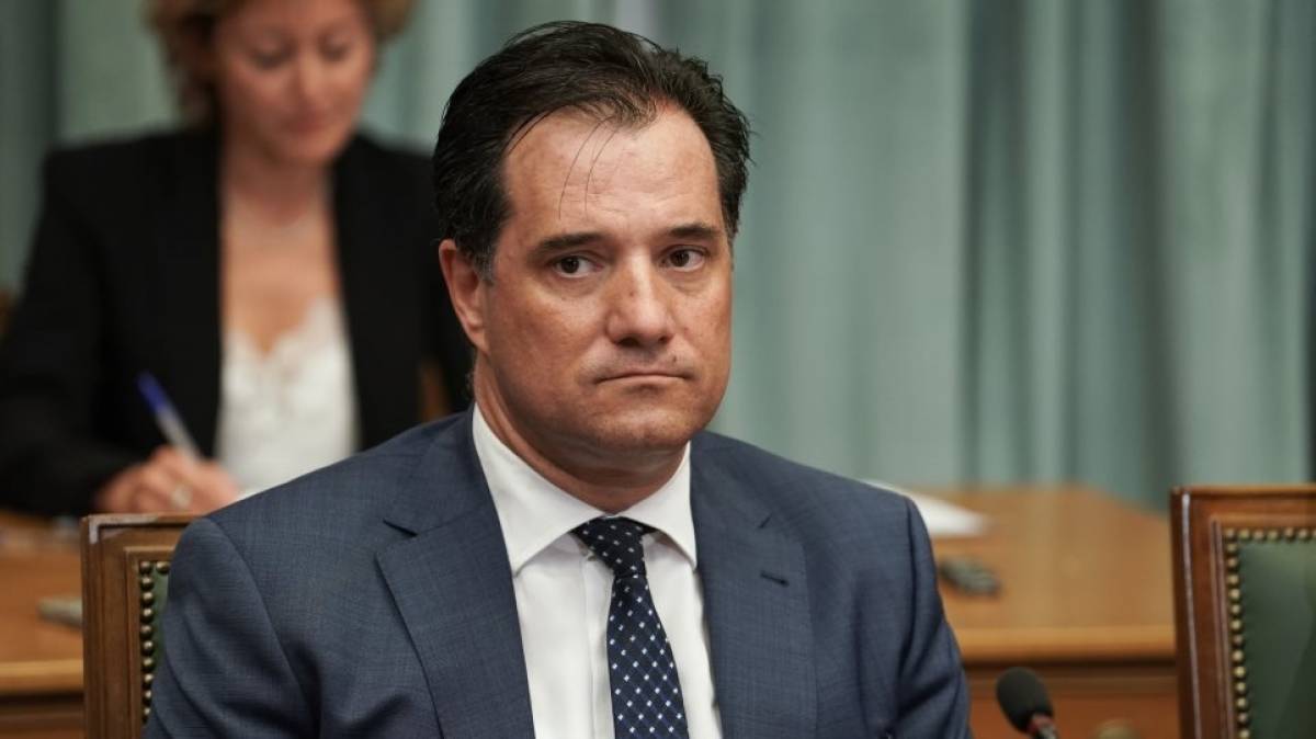 Γεωργιάδης: Η ύφεση της ελληνικής οικονομίας θα είναι μονοψήφια