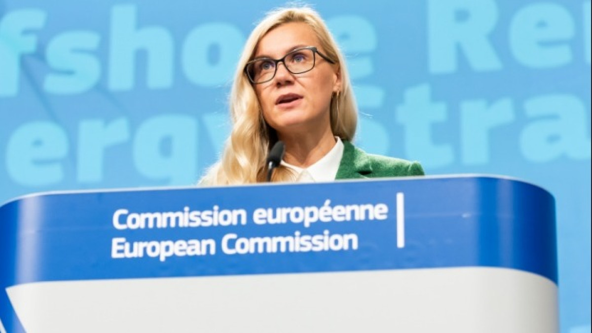 ΕΕ σε προμηθευτές ενέργειας: Προστατέψτε τους καταναλωτές
