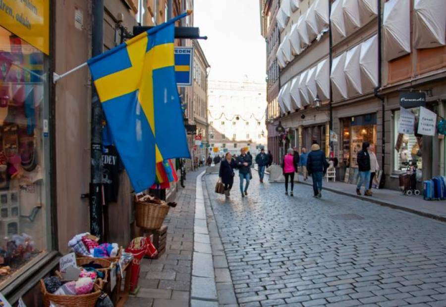 Σουηδία: Μόνο με αρνητικό τεστ η είσοδος στη χώρα