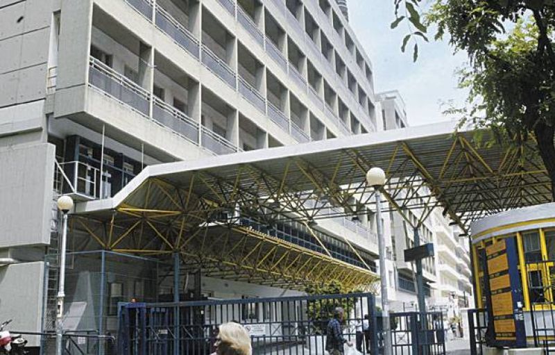 Βγαίνει εντός της ημέρας από την εντατική ο Λουκάς Παπαδήμος