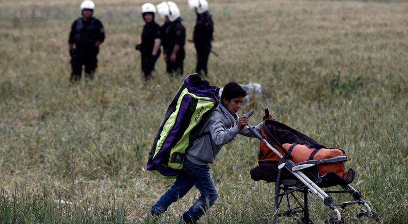 Προσφυγικό: Συνεχίζεται σήμερα η επιχείρηση εκκένωσης της Ειδομένης