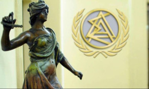 Σε αποχή για μία εβδομάδα οι δικηγόροι