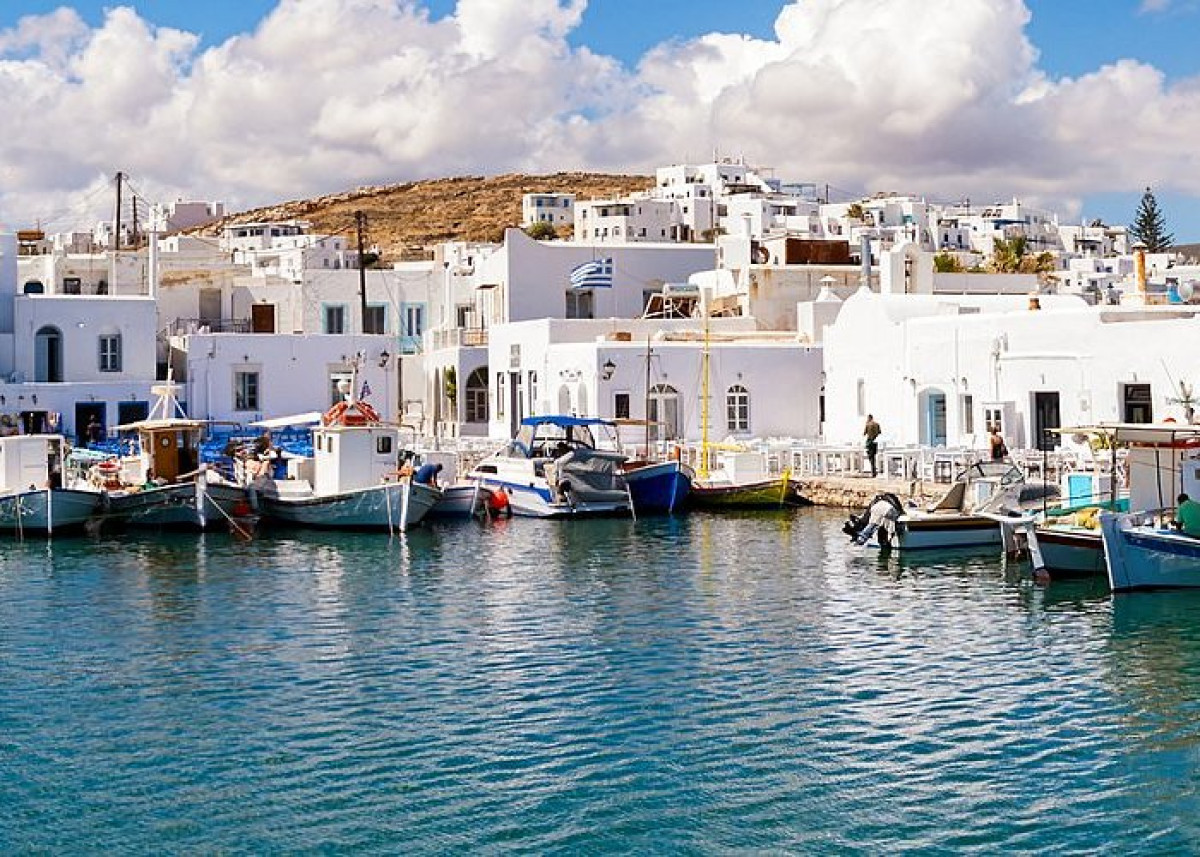 Πάρος: Σήματα για επέκταση της σεζόν