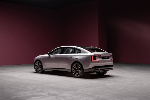 Πόσο κοστίζει στην Ελλάδα το νέο Volvo ES90