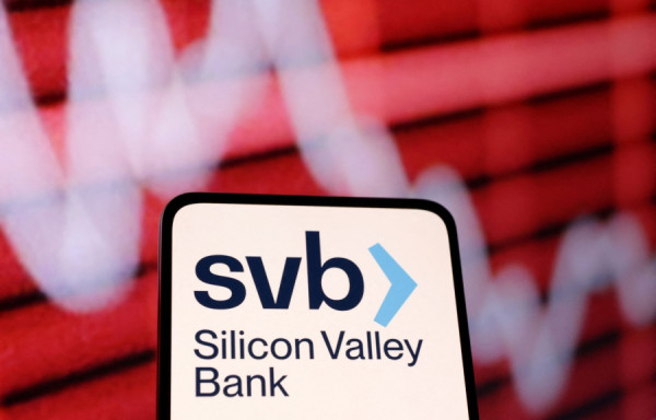 SVB: Ποιοι οι πιθανοί «μνηστήρες» για την εξαγορά της