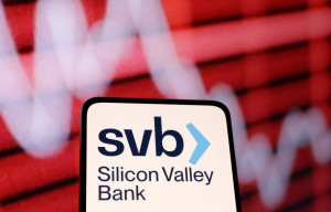 SVB: Ποιοι οι πιθανοί «μνηστήρες» για την εξαγορά της