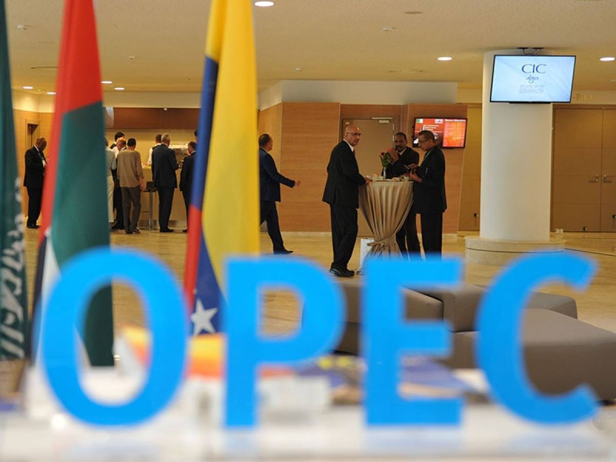 Ο ΟΠΕΚ φοβάται κατάρρευση της αγοράς πετρελαίου-Ποια τα επόμενα βήματα