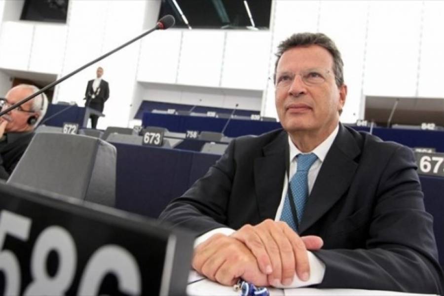 Για ποιους έκανε τον «λαγό» ο Κύρτσος;