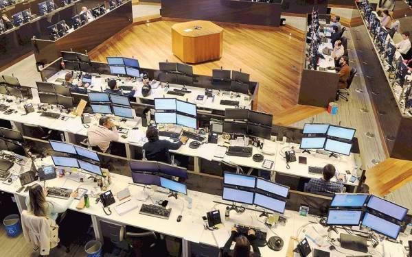 Άνοιξε το βιβλίο για το 15ετές ελληνικό ομόλογο